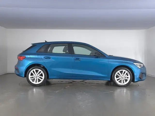 Usata Audi A3 Advanced 150 CV (110 kW) 2022 Blu atollo Berlina