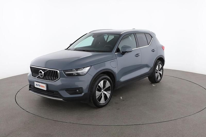 Grigio Usata 2021 Volvo XC40 Inscription SUV | 22.699 € (Buon prezzo) - Immagine 1/4