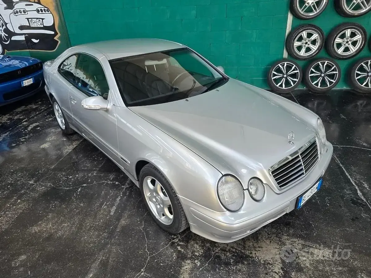 Usata Mercedes CLK200 Elegance 192 CV (141 kW) 2000 Grigio Coupé