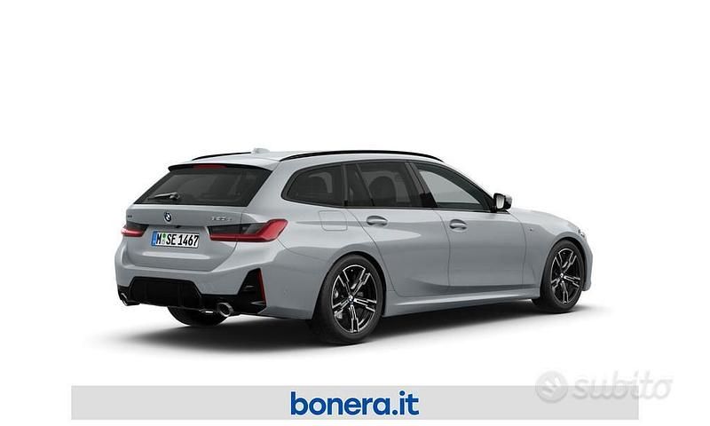 Usata BMW 320e M Sport 190 CV (139 kW) 2025 Grigio Station wagon