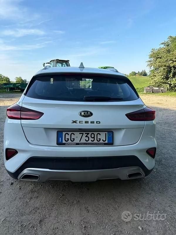 Usata Kia XCeed 160 CV (117 kW) 2021 Bianco SUV