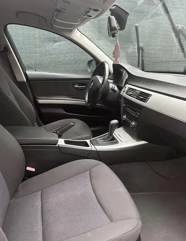 Usata BMW 320 177 CV (130 kW) 2009 Grigio Berlina
