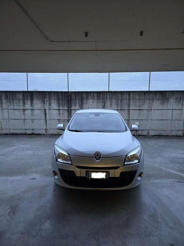 Usata Renault Mégane Dynamique 110 CV (80 kW) 2010 Berlina