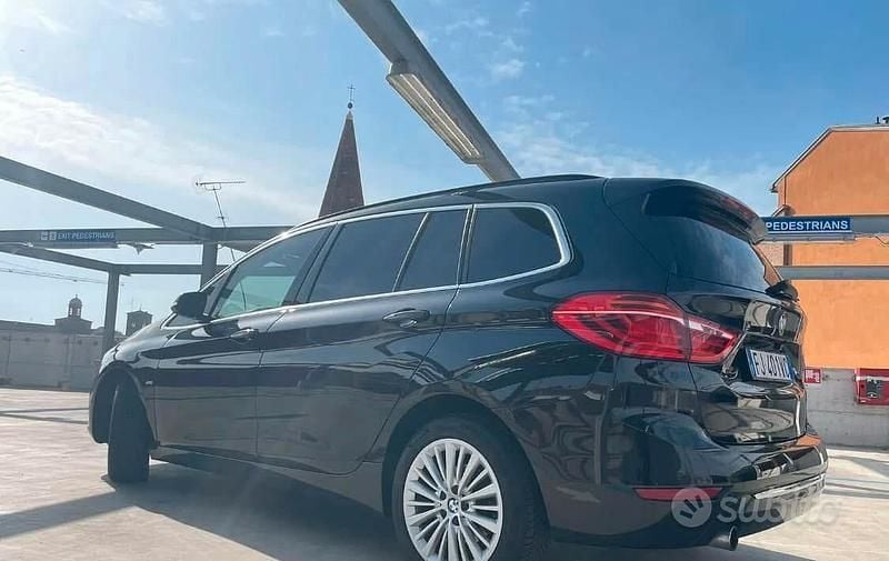 Usata BMW 218 Gran Tourer Luxury Line 2017 Nero Monovolume