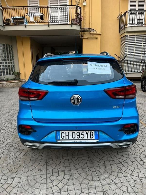 Usata MG ZS Luxury 111 CV (81 kW) 2022 Blu SUV