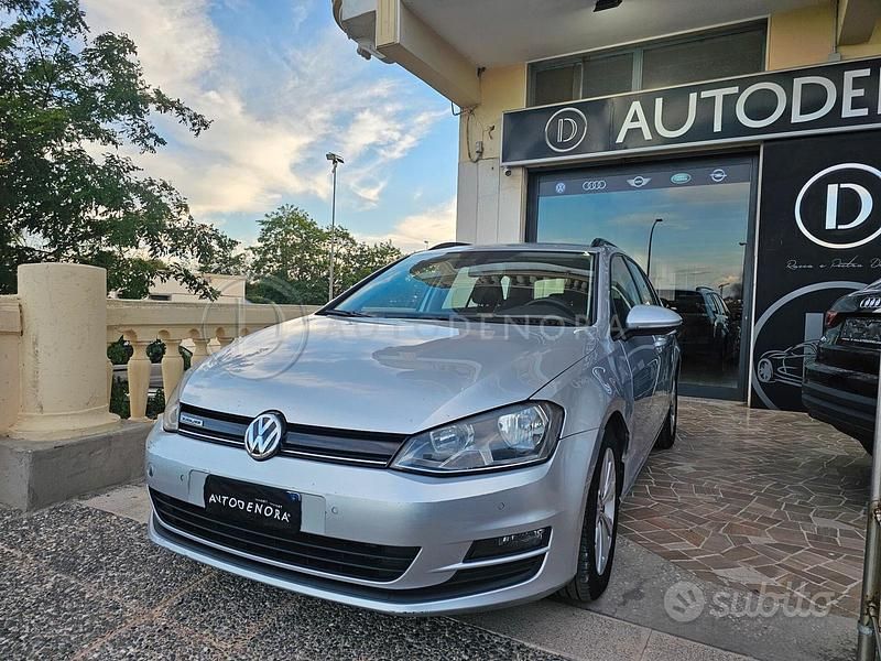 Usata VW Golf VII Comfortline 110 CV (80 kW) 2015 Grigio Station wagon