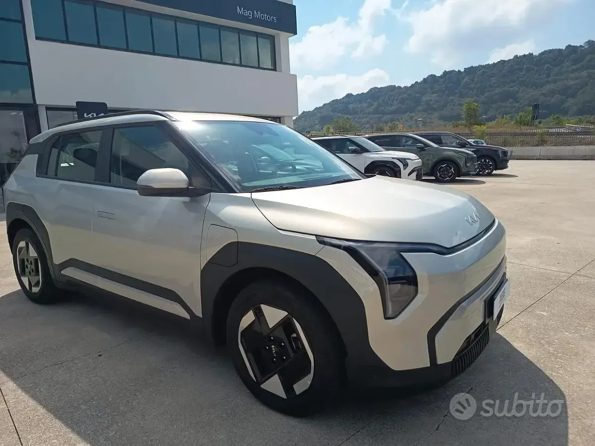 Usata Kia EV3 Air 50 kW (68 CV) 2025 SUV