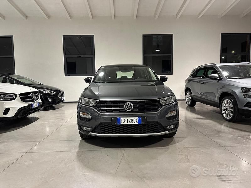 Usata VW T-Roc Advance 150 CV (110 kW) 2019 Grigio SUV