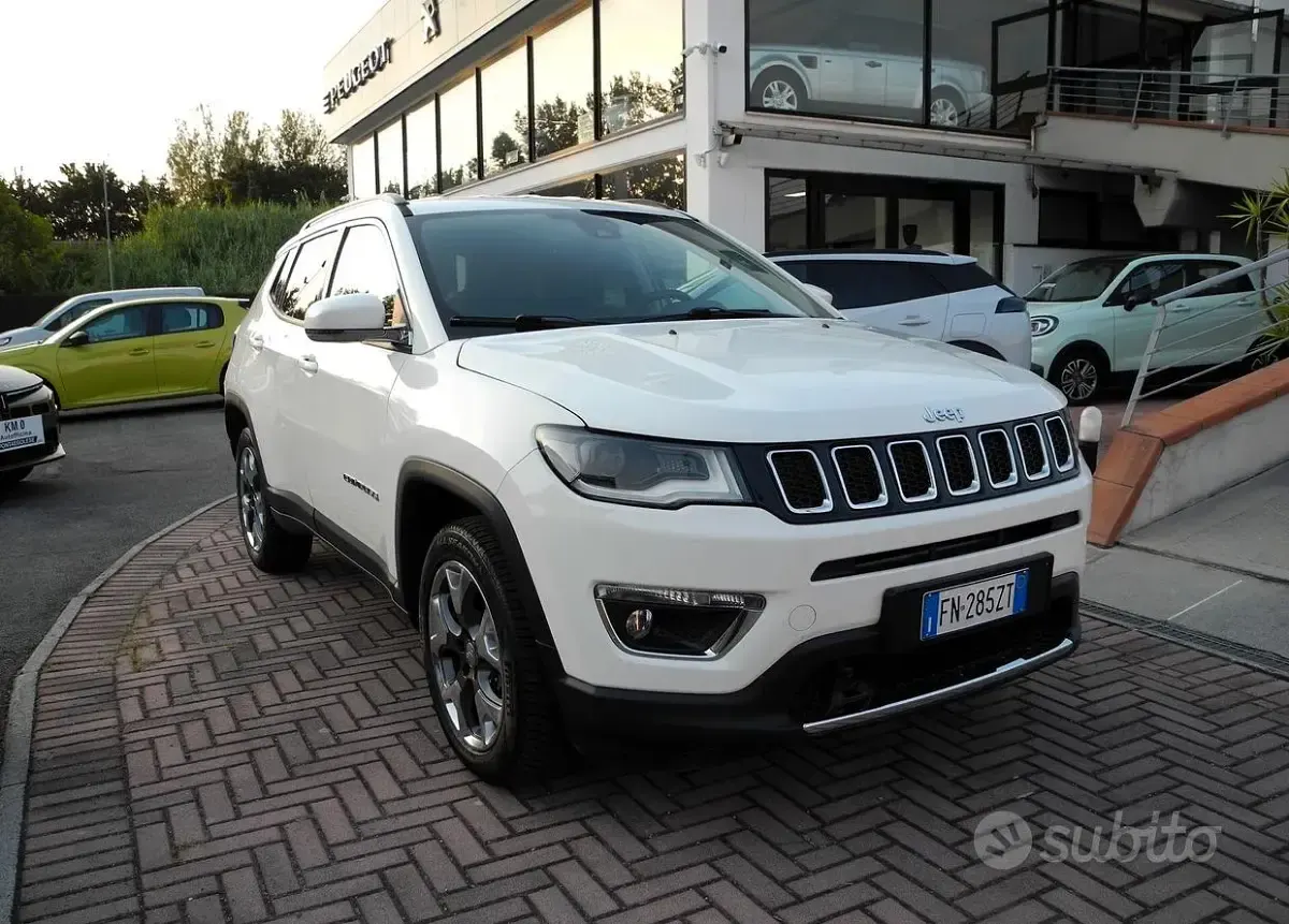 Usata Jeep Compass Limited 140 CV (102 kW) 2018 Bianco SUV