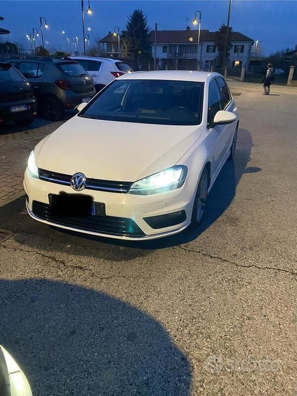 Usata VW Golf VII R-line 2017 Bianco Utilitaria
