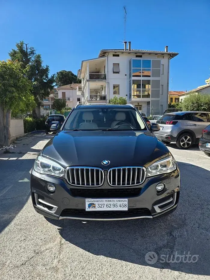 Usata BMW X5 Luxury Line 231 CV (169 kW) 2015 Nero SUV