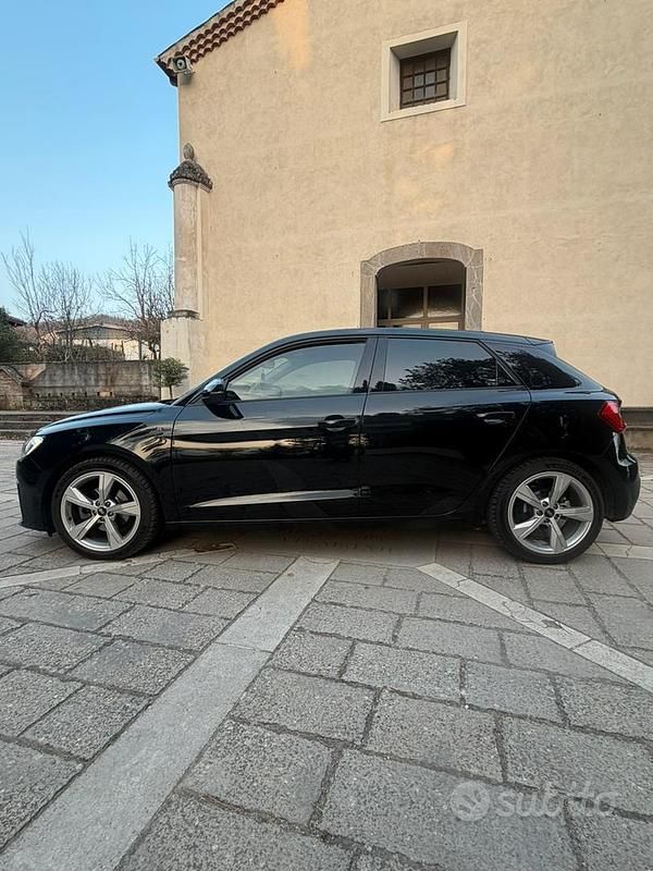 Usata Audi A1 Comfort 116 CV (85 kW) 2020 Nero SUV