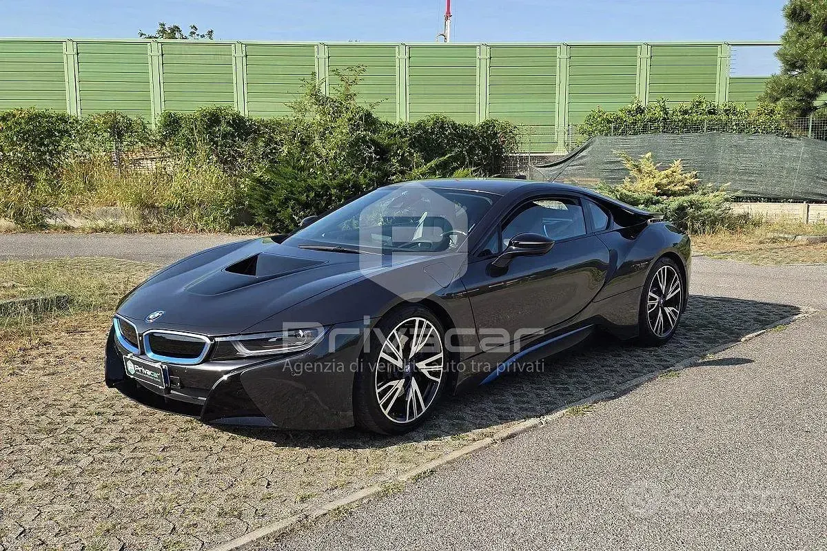 Usata BMW i8 Comfort Edition 362 CV (266 kW) 2015 Coupé