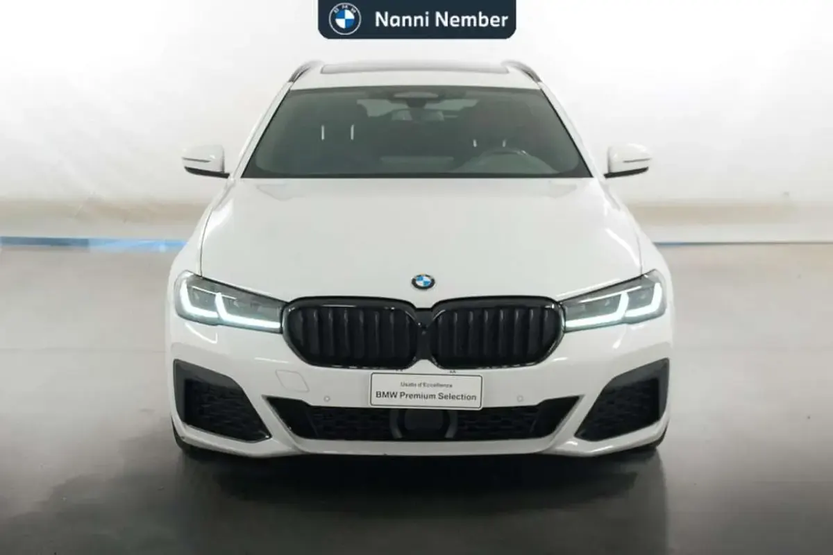 Usata BMW 520 M Sport 190 CV (139 kW) 2023 Bianco Berlina