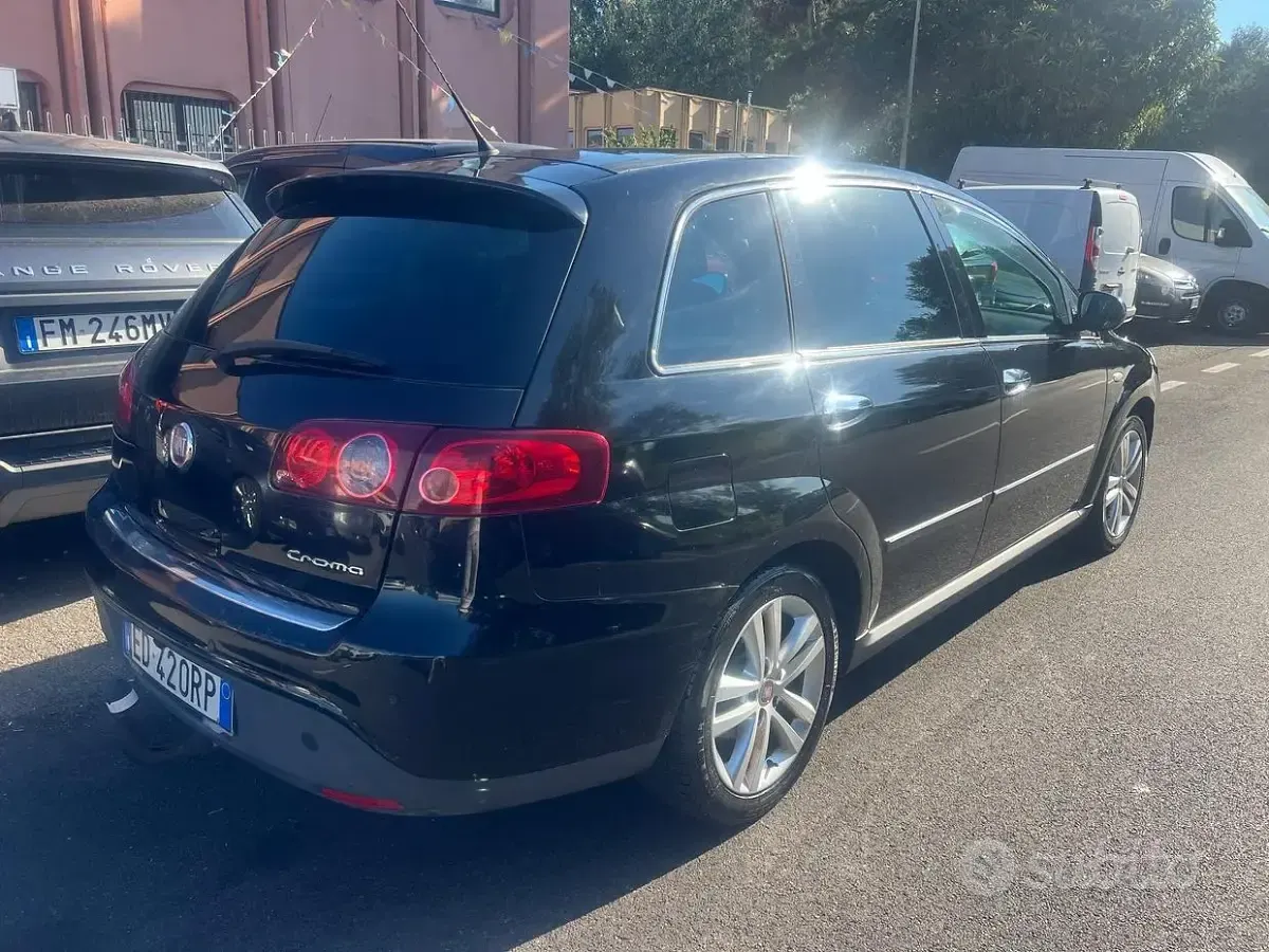 Usata Fiat Croma Dynamic 150 CV (110 kW) 2010 Nero Station wagon