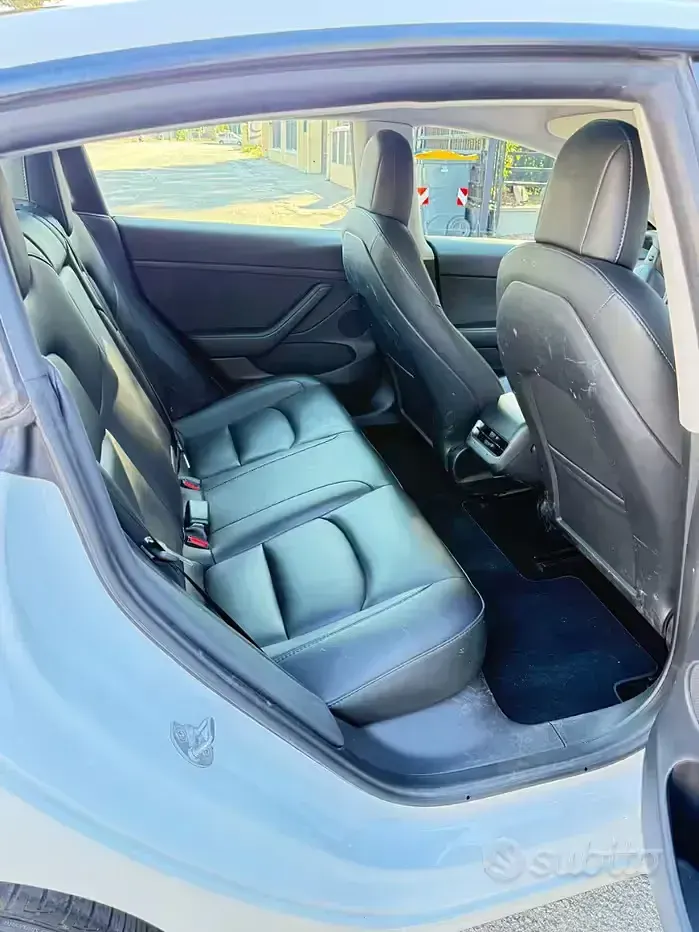 Usata Tesla Model 3 RWD 88 kW (120 CV) 2023 Bianco Berlina
