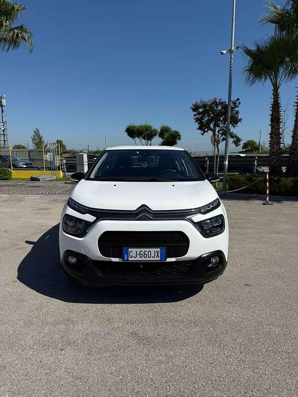 Usata Citroën C3 Shine 102 CV (75 kW) 2022 Other Utilitaria