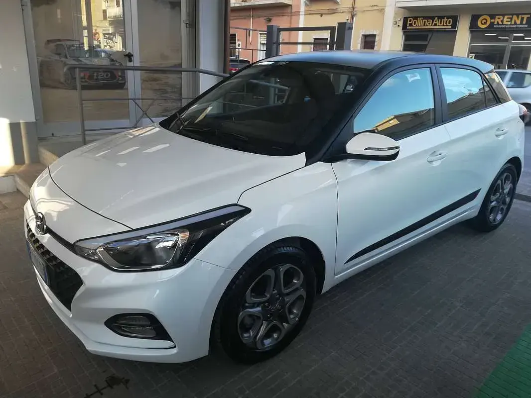 Occasion Hyundai i20 Edition 101 ch (74 kW) 2018 Blanc Citadine