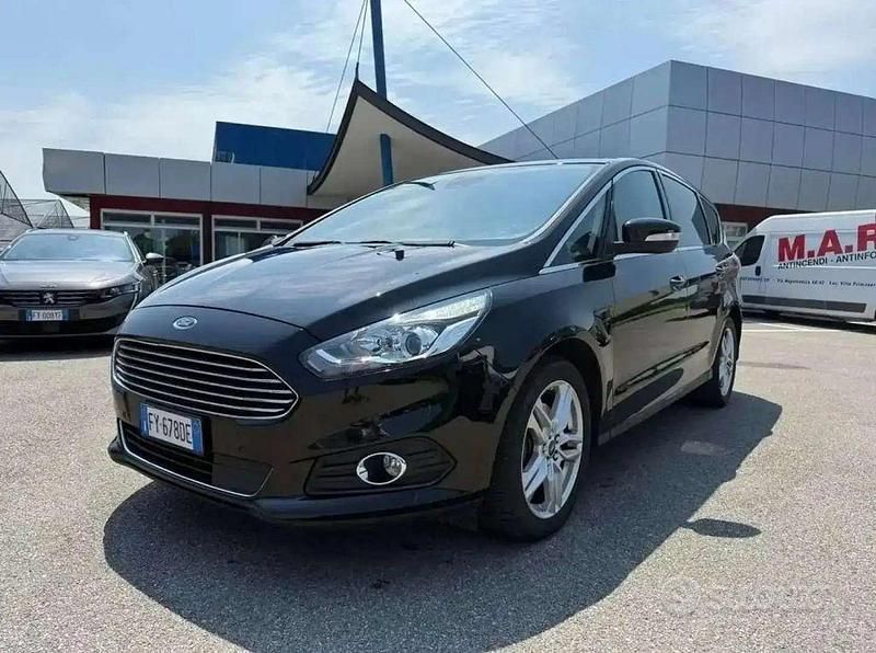 Usata Ford S-MAX Business Edition 150 CV (110 kW) 2019 Nero Monovolume