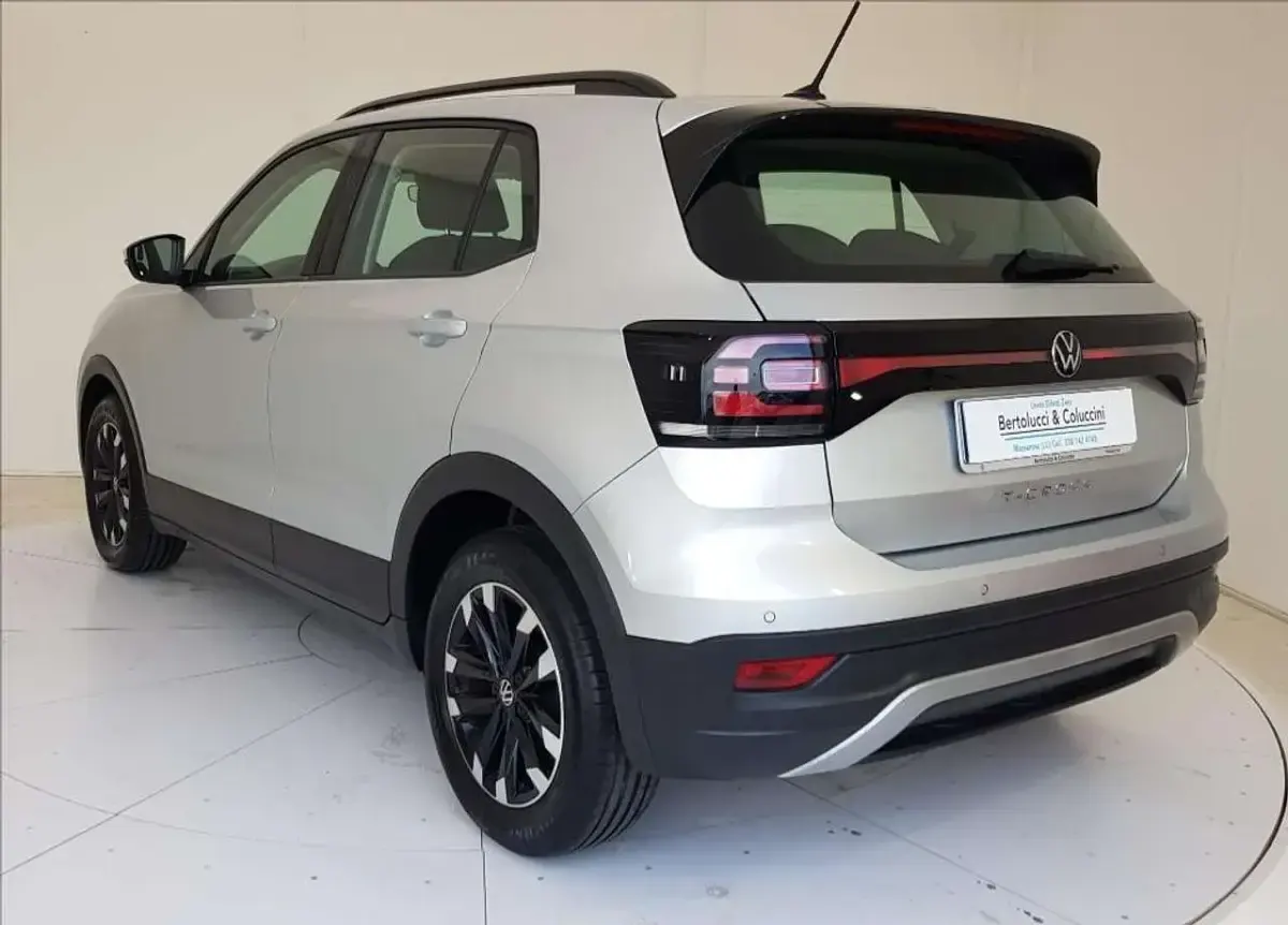Usata VW T-Cross Style 95 CV (69 kW) 2023 Argento SUV