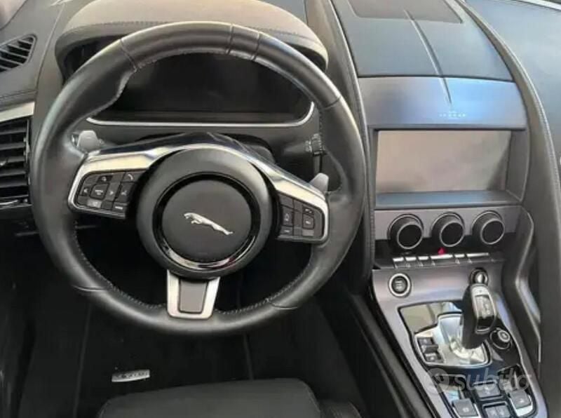 Usata Jaguar F-Type 2020 Nero Cabrio