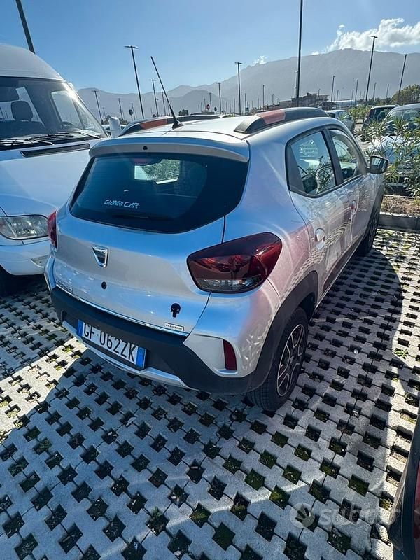 Occasion Dacia Spring 33 kW (45 ch) 2023 Gris Citadine