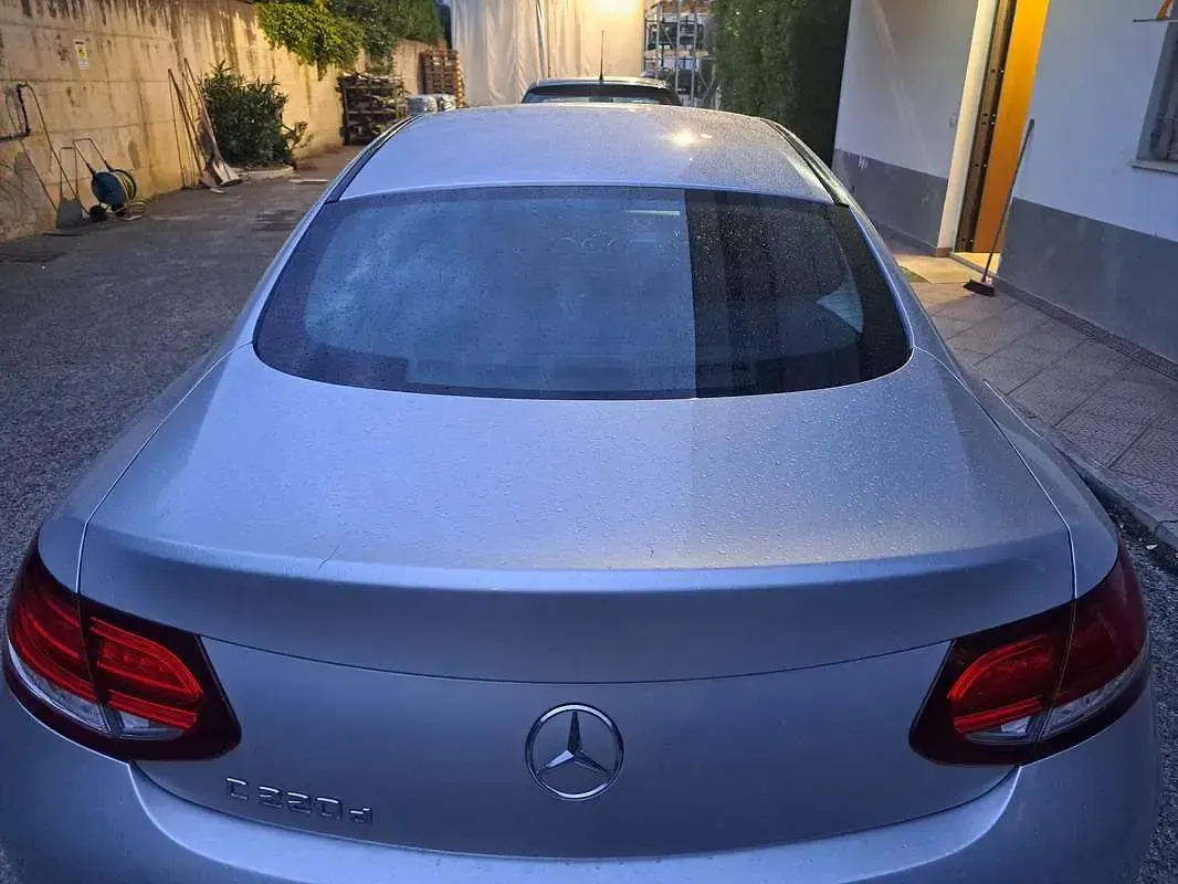 Usata Mercedes C220 Executive 170 CV (125 kW) 2018 Argento Coupé