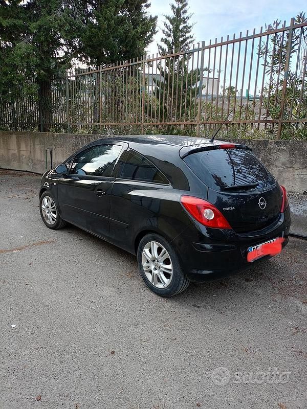 Usata Opel Corsa 2006 Nero Utilitaria