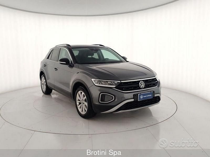 Occasion VW T-Roc Life 150 PK (110 kW) 2022 Grijs SUV