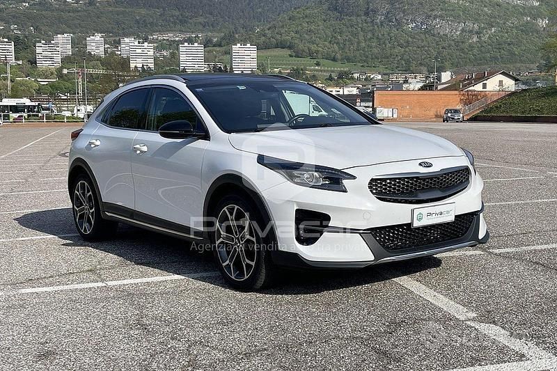 Usata Kia XCeed 136 CV (100 kW) 2019 Bianco SUV