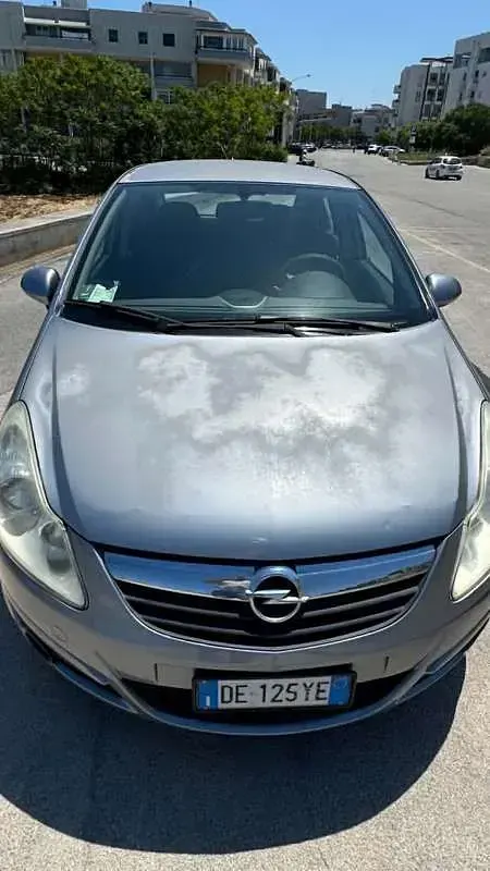 Usata Opel Corsa 60 CV (44 kW) 2007 Grigio Utilitaria