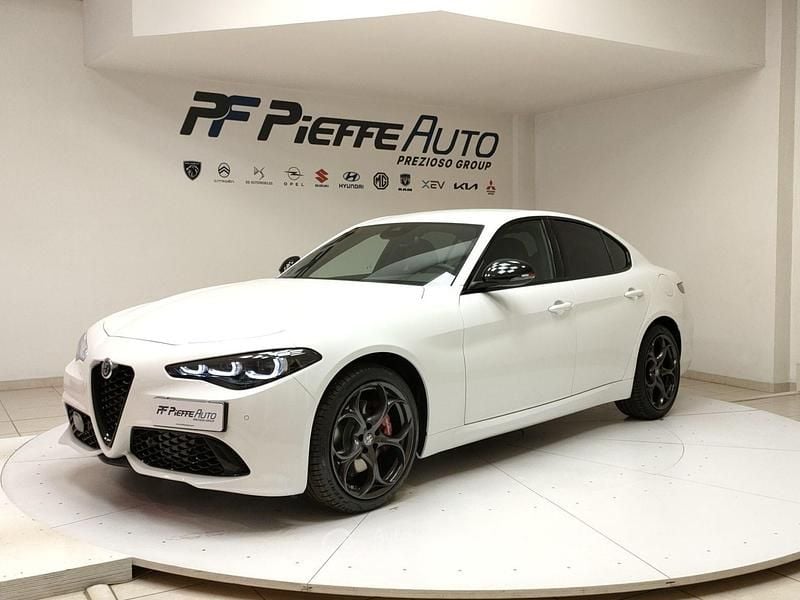 Usata Alfa Romeo Giulia 211 CV (155 kW) 2024 Bianco Berlina