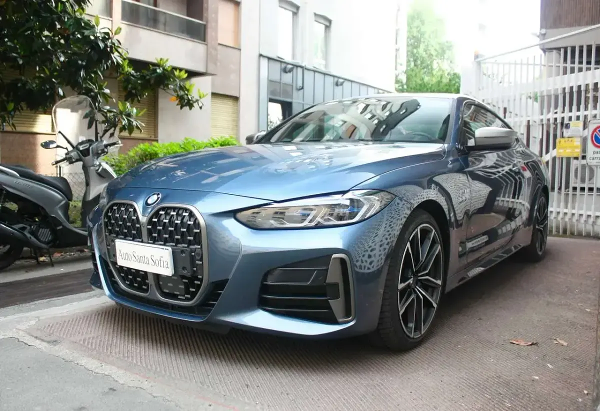 Usata BMW M440 M Sport 374 CV (275 kW) 2020 Artic race blue met. Coupé