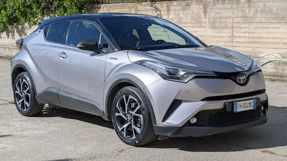 Usata Toyota C-HR Style 98 CV (72 kW) 2017 SUV