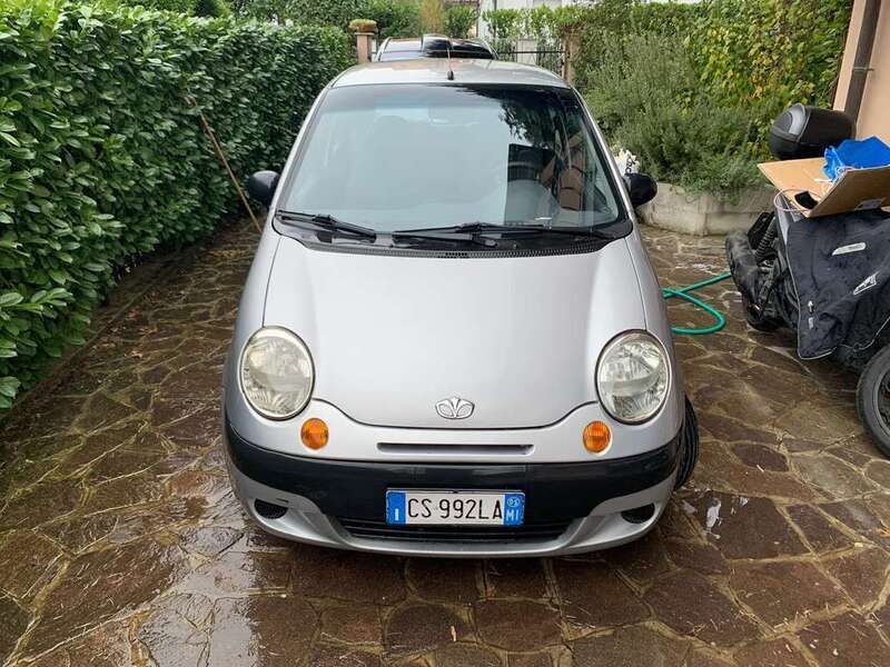 Argento Usata 2005 Chevrolet Matiz SE Due volumi | 2200 € (Ottimo prezzo) - Immagine 1/4