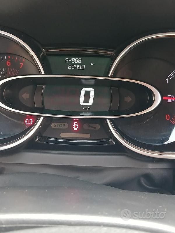 Usata Renault Clio 90 CV (66 kW) 2019 Blu Utilitaria