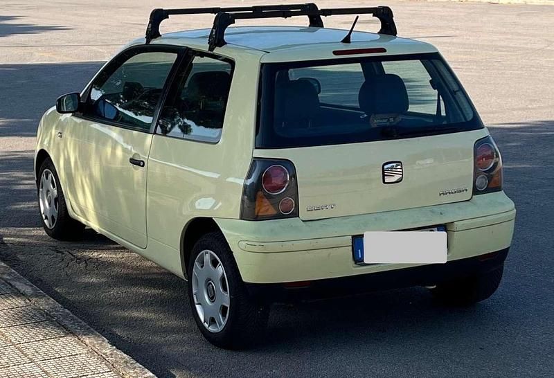 Usata Seat Arosa Stella 50 CV (36 kW) 2004 Giallo Utilitaria