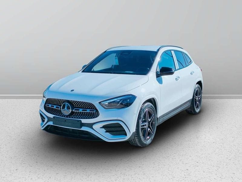 Bianco polare Nuova 2025 Mercedes GLA200 SUV | 44.200 € (Super prezzo) - Immagine 1/4