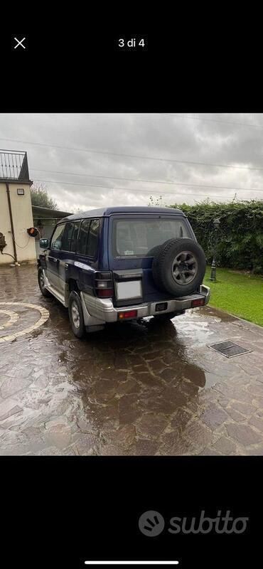 Usata Mitsubishi Pajero 100 CV (73 kW) 1998 Blu SUV