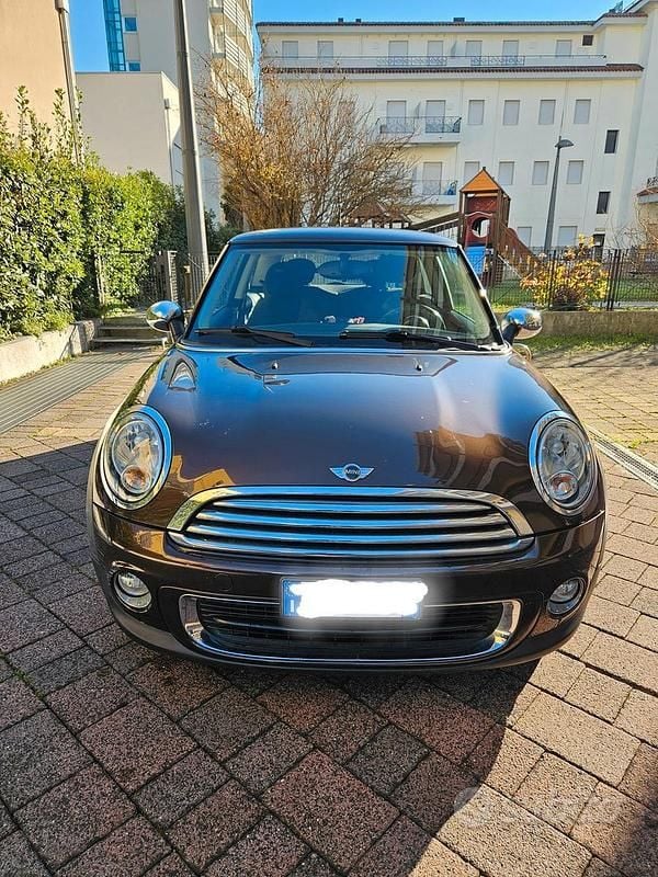 Marrone Usata 2011 Mini ONE Due volumi | 4800 € (Ottimo prezzo) - Immagine 1/4