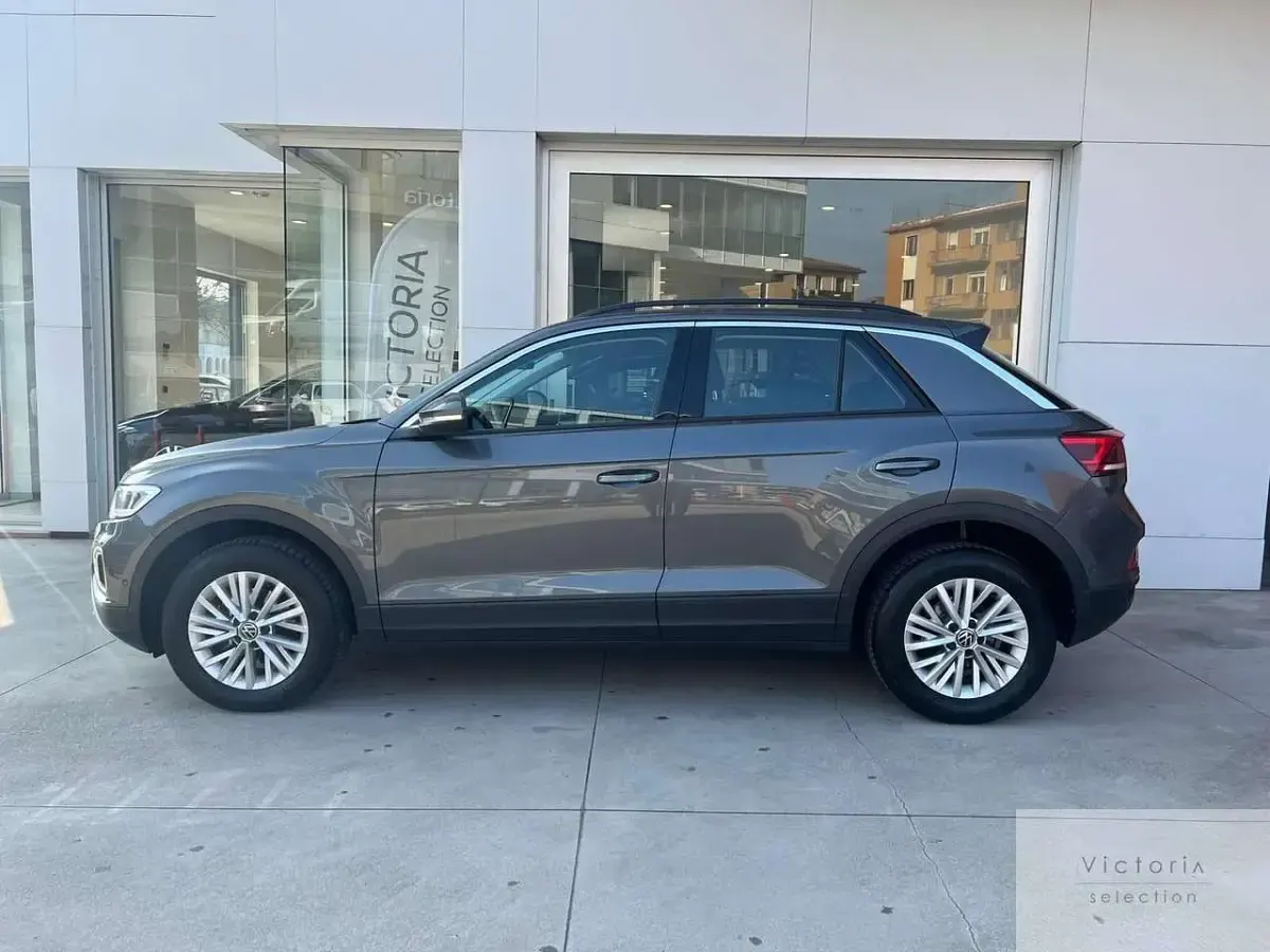 Usata VW T-Roc Life 150 CV (110 kW) 2024 Other SUV