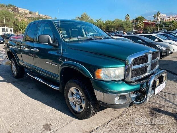 Usata Dodge Ram 399 CV (293 kW) 2004 Verde Pick-up