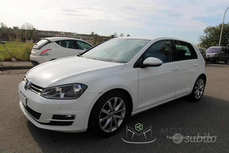 Usata VW Golf VII Highline 110 CV (80 kW) 2016 Berlina