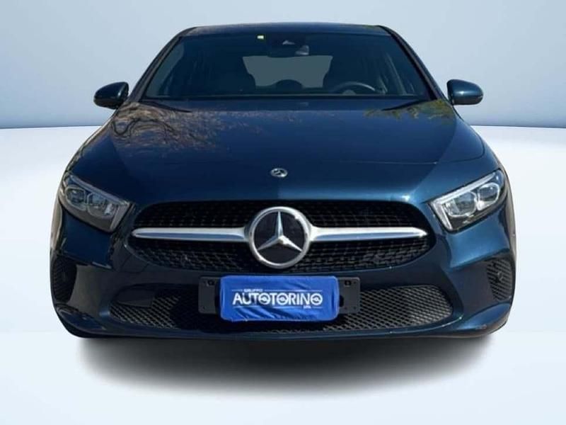 Usata Mercedes A200 150 CV (110 kW) 2021 Blu Berlina