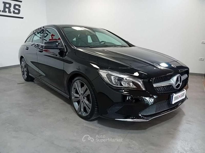 Usata Mercedes CLA45 AMG AMG 136 CV (100 kW) 2017 Nero Station wagon