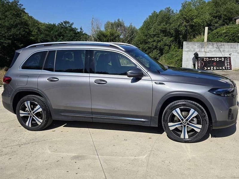 Usata Mercedes EQB300 Premium Plus 139 kW (189 CV) 2022 Argento SUV