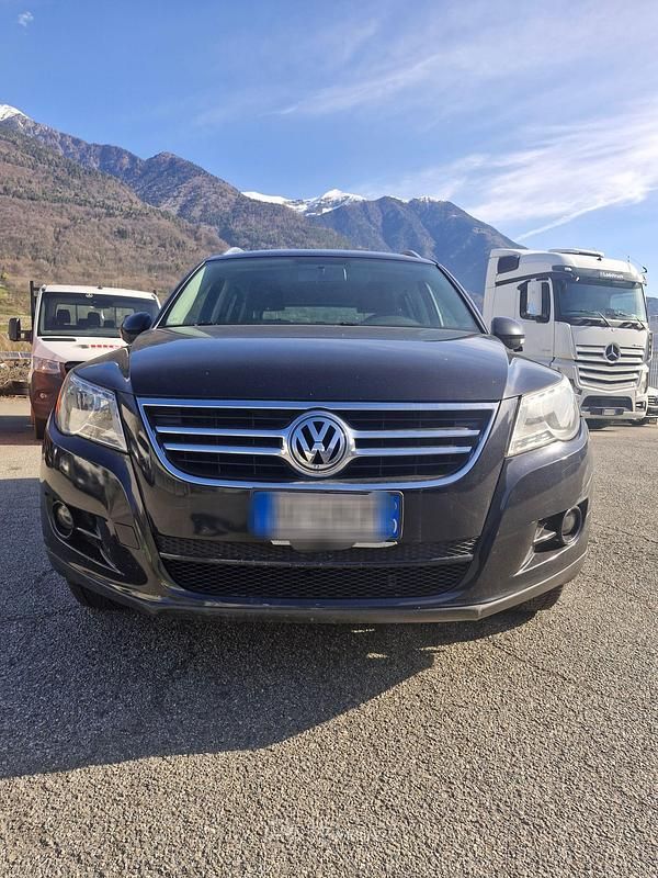 Usata VW Tiguan 140 CV (102 kW) 2010 Nero SUV