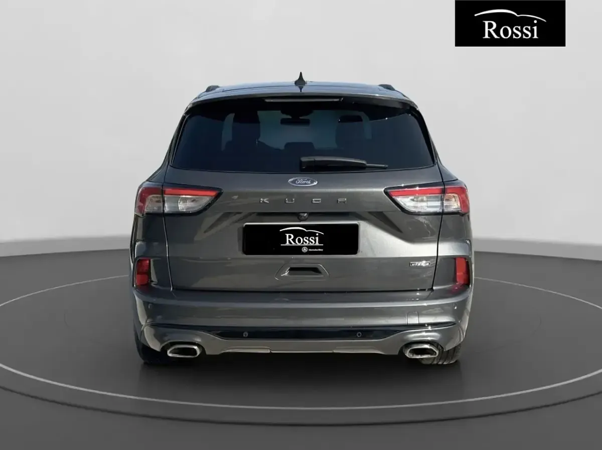 Usata Ford Kuga ST-Line 225 CV (165 kW) 2023 Grigio SUV