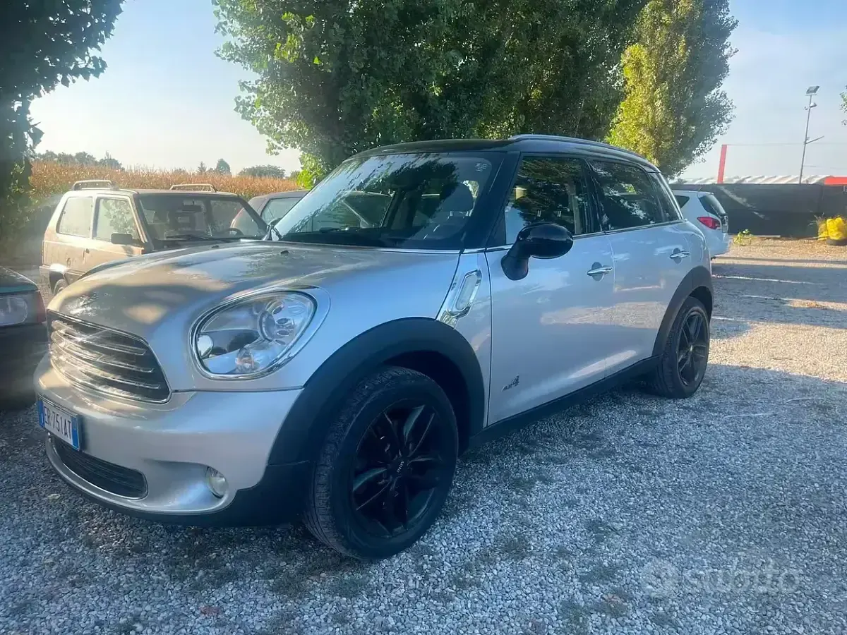 Usata Mini Cooper Countryman 111 CV (81 kW) 2013 Grigio SUV