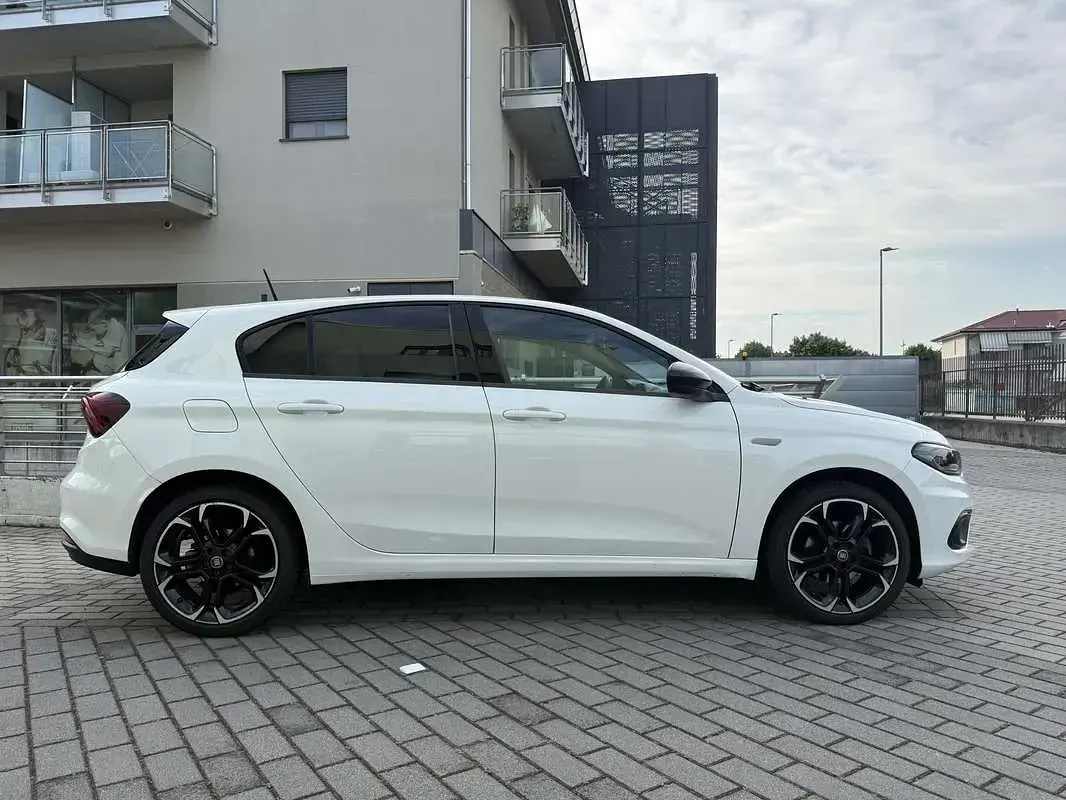 Usata Fiat Tipo S 120 CV (88 kW) 2021 Station wagon